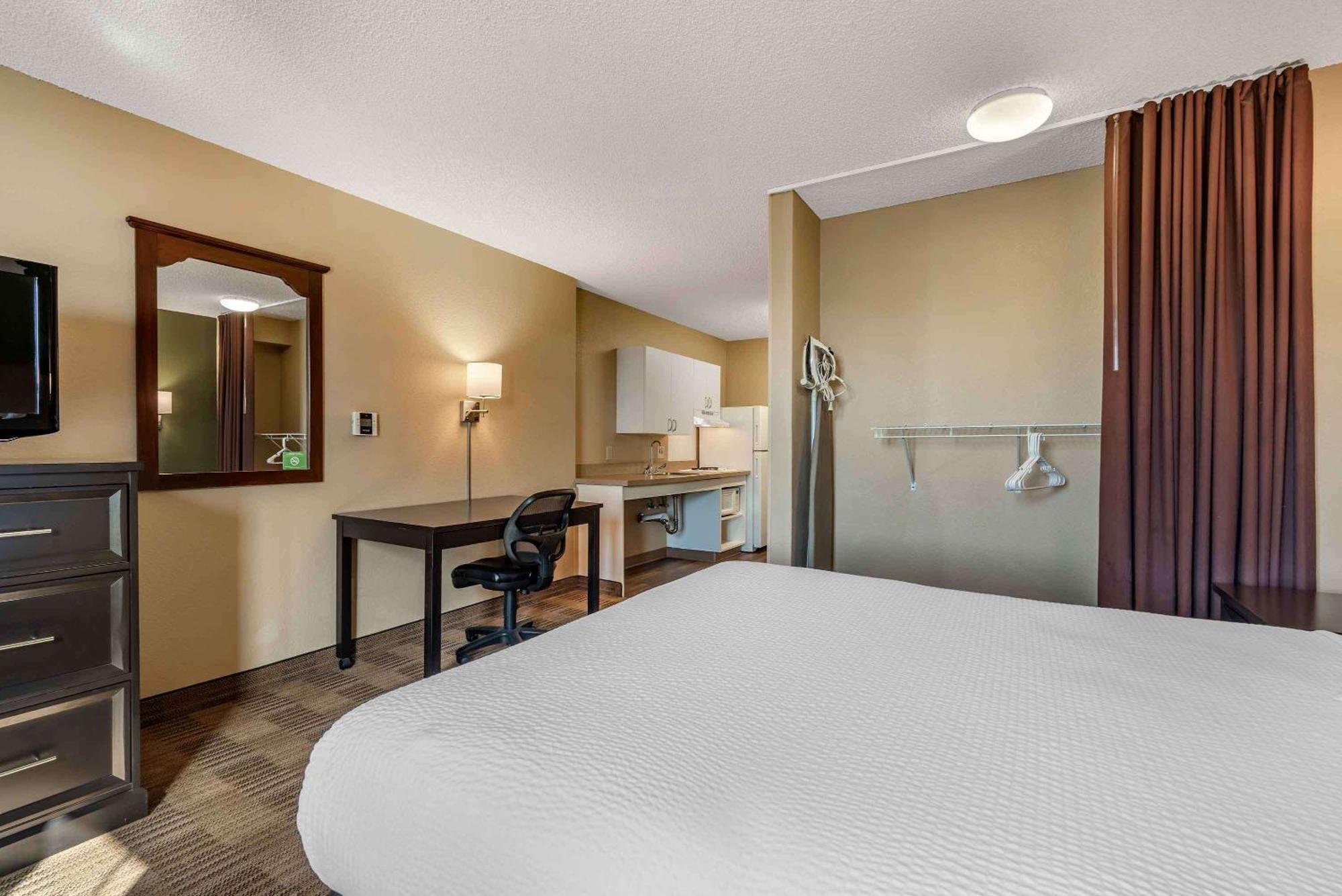 เอ็กซ์เทนด์ สเตย์ อเมริกา - แซคราเมนโต - เวสต์ แซคราเมนโต Hotel เวสต์ซาคราเมนโต ภายนอก รูปภาพ